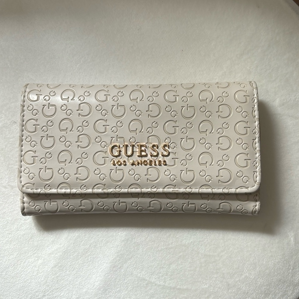 GUESS wallet